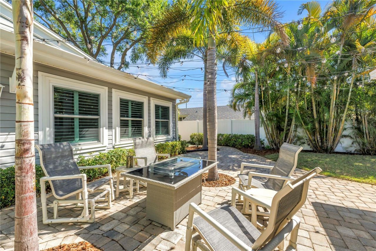 126 30th Avenue N, Saint Petersburg, FL 33704 Photo