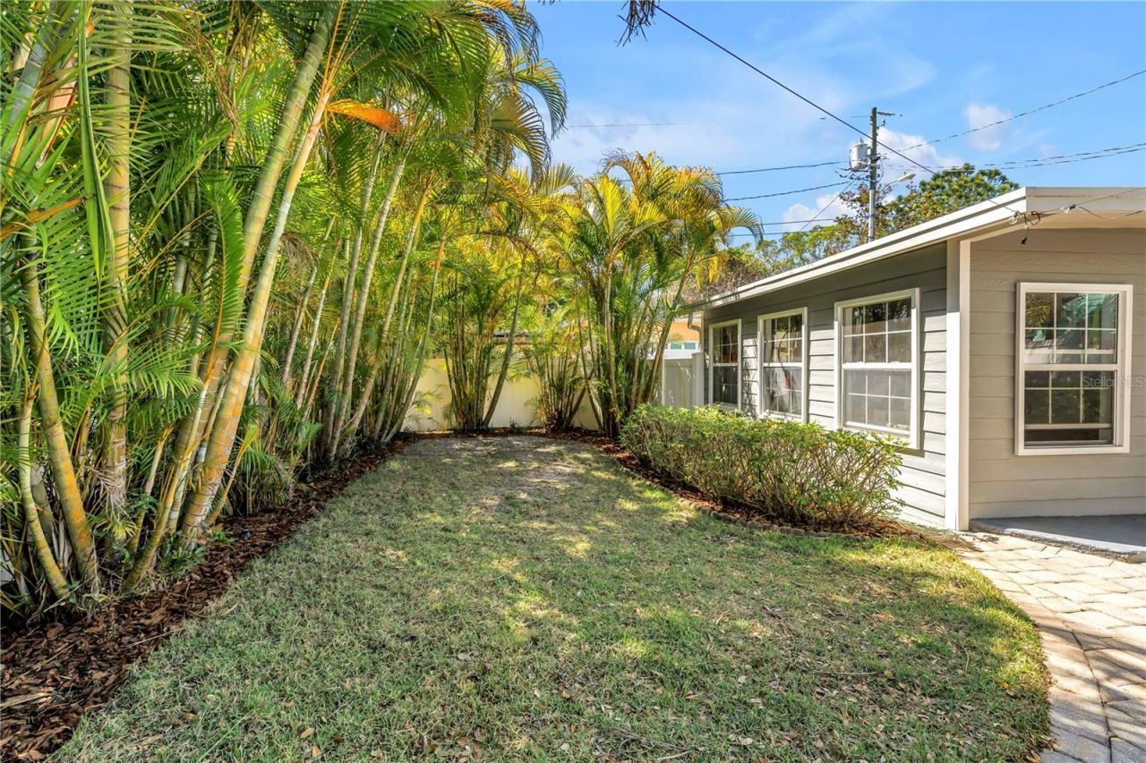 126 30th Avenue N, Saint Petersburg, FL 33704 Photo