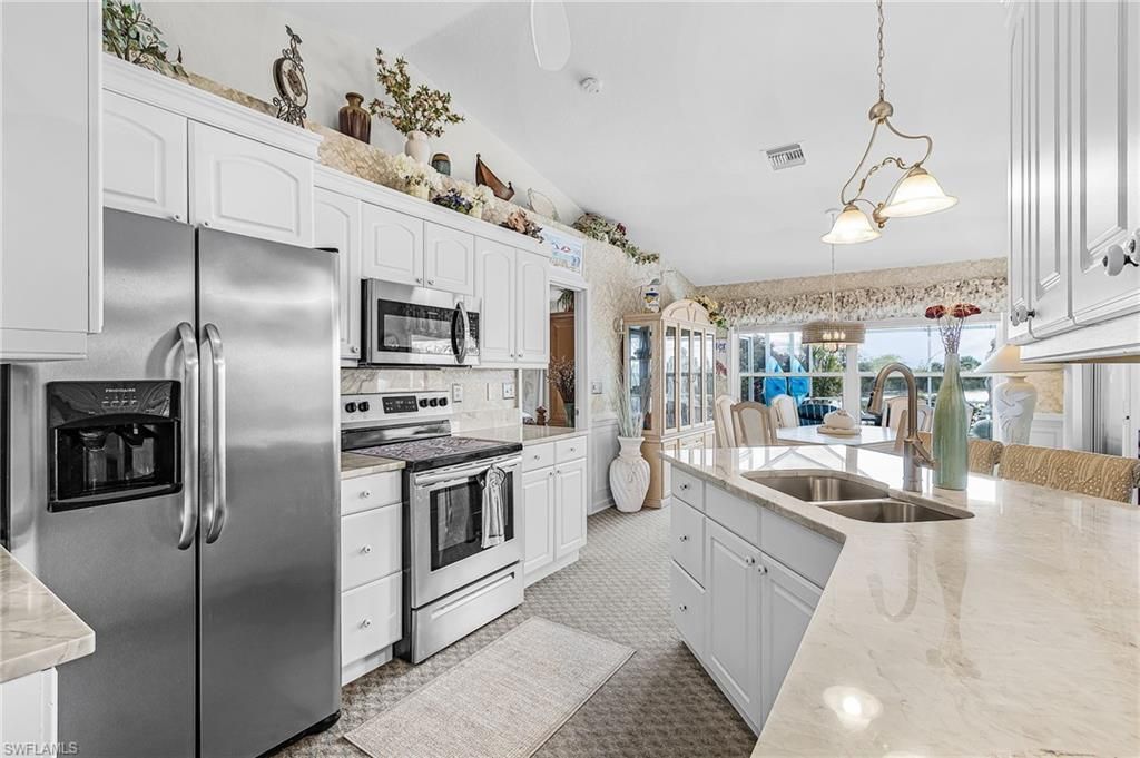 1840 NE 23rd Ter, Cape Coral, FL 33909 Photo