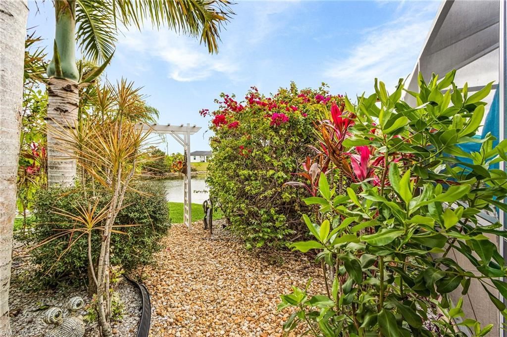 1840 NE 23rd Ter, Cape Coral, FL 33909 Photo