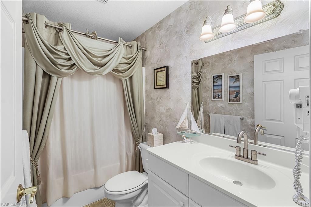 1840 NE 23rd Ter, Cape Coral, FL 33909 Photo