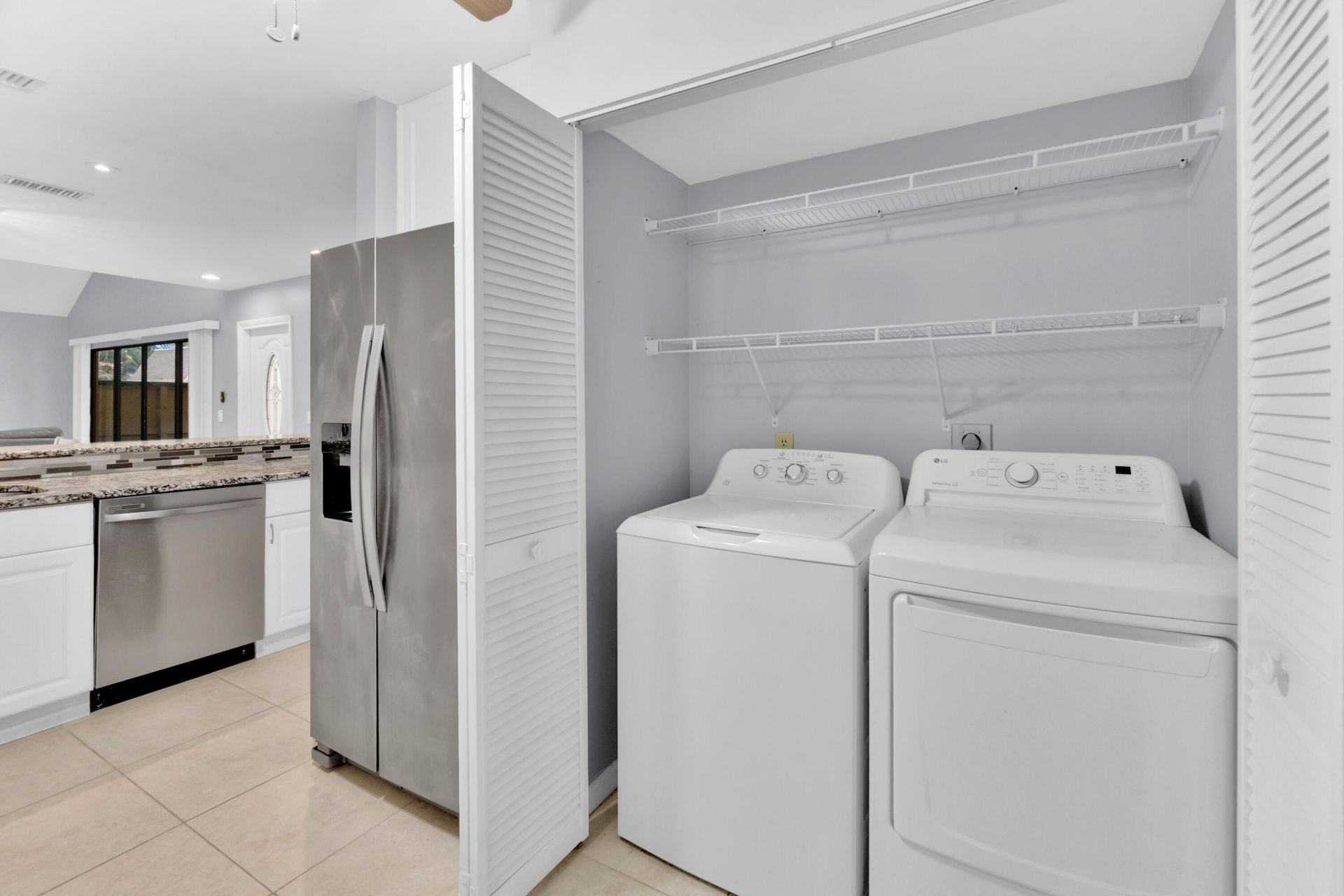 1100 SE Mitchell Avenue, Unit 401, Port Saint Lucie, FL 34952 Photo