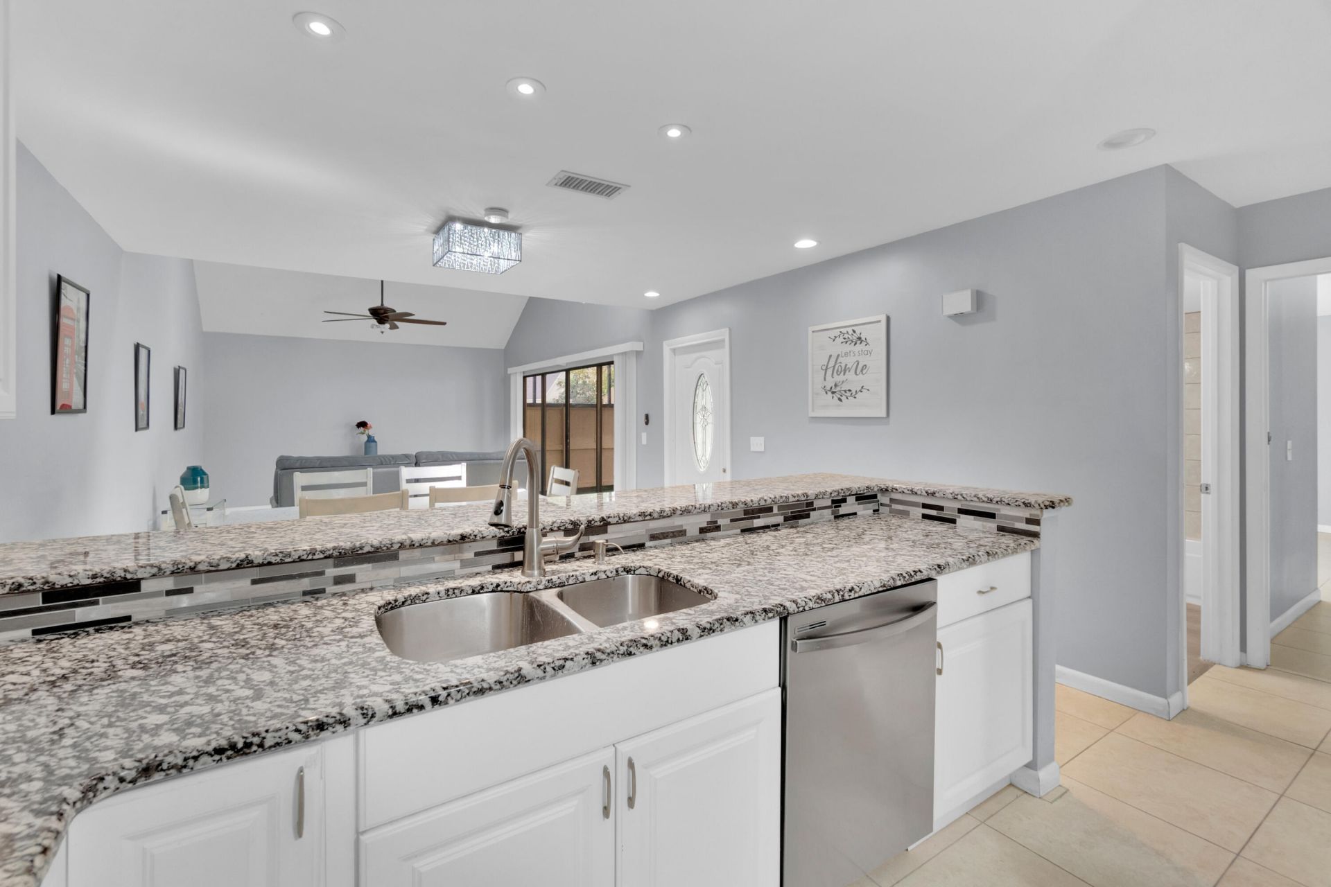 1100 SE Mitchell Avenue, Unit 401, Port Saint Lucie, FL 34952 Photo