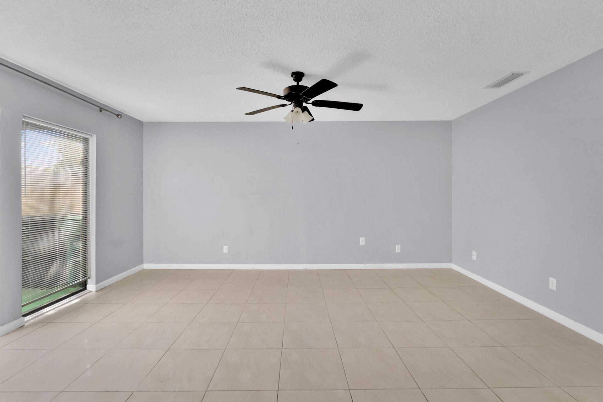 1100 SE Mitchell Avenue, Unit 401, Port Saint Lucie, FL 34952 Photo