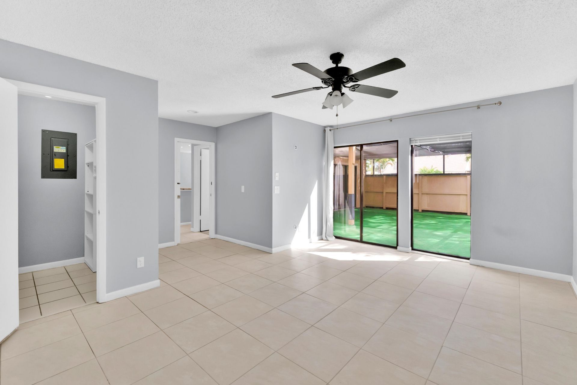 1100 SE Mitchell Avenue, Unit 401, Port Saint Lucie, FL 34952 Photo