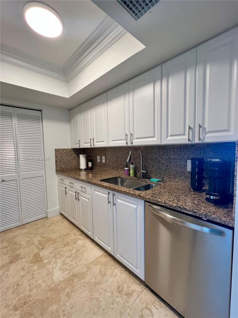 90 Alton Rd, Unit 3007, Miami Beach, FL 33139 Photo