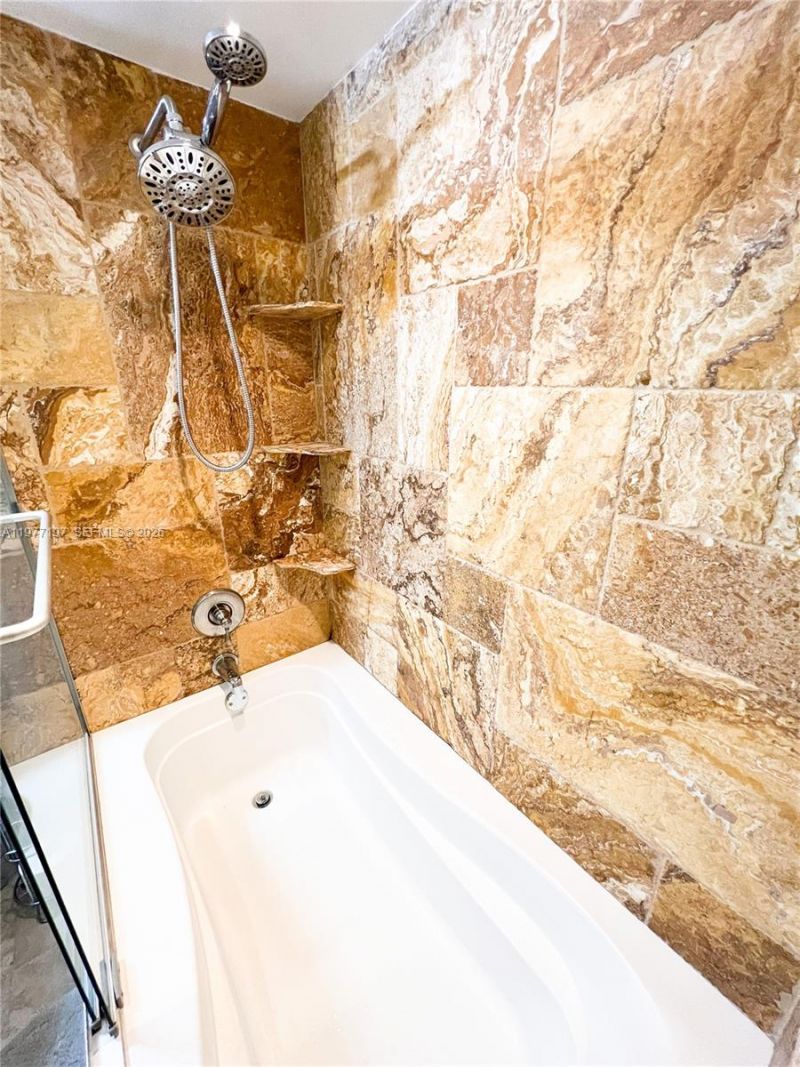 90 Alton Rd, Unit 3007, Miami Beach, FL 33139 Photo