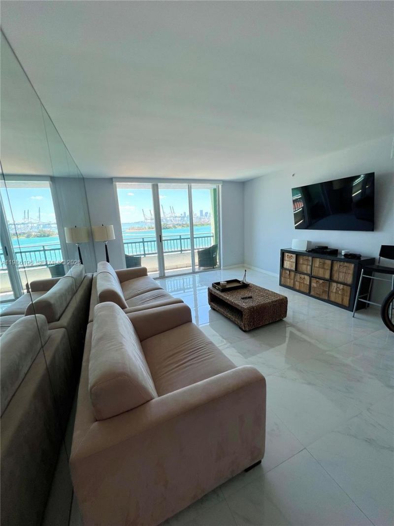 90 Alton Rd, Unit 1106, Miami Beach, FL 33139 Photo