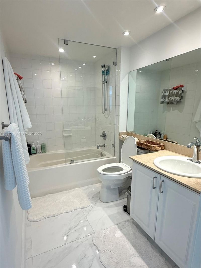 90 Alton Rd, Unit 1106, Miami Beach, FL 33139 Photo