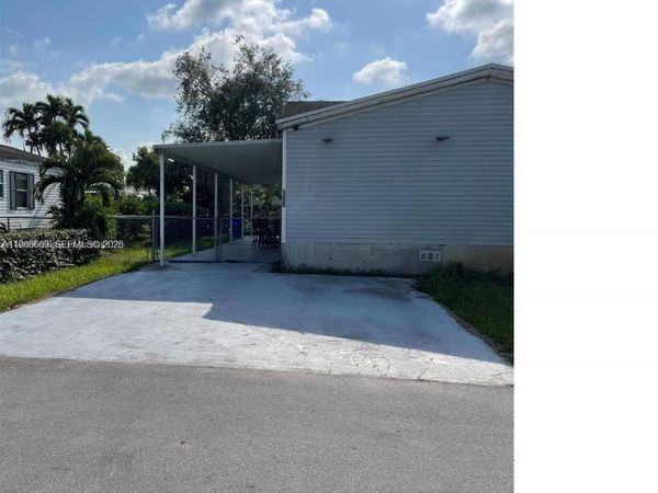19800 SW 180 Th Ave LOT 588, Miami, FL 33187