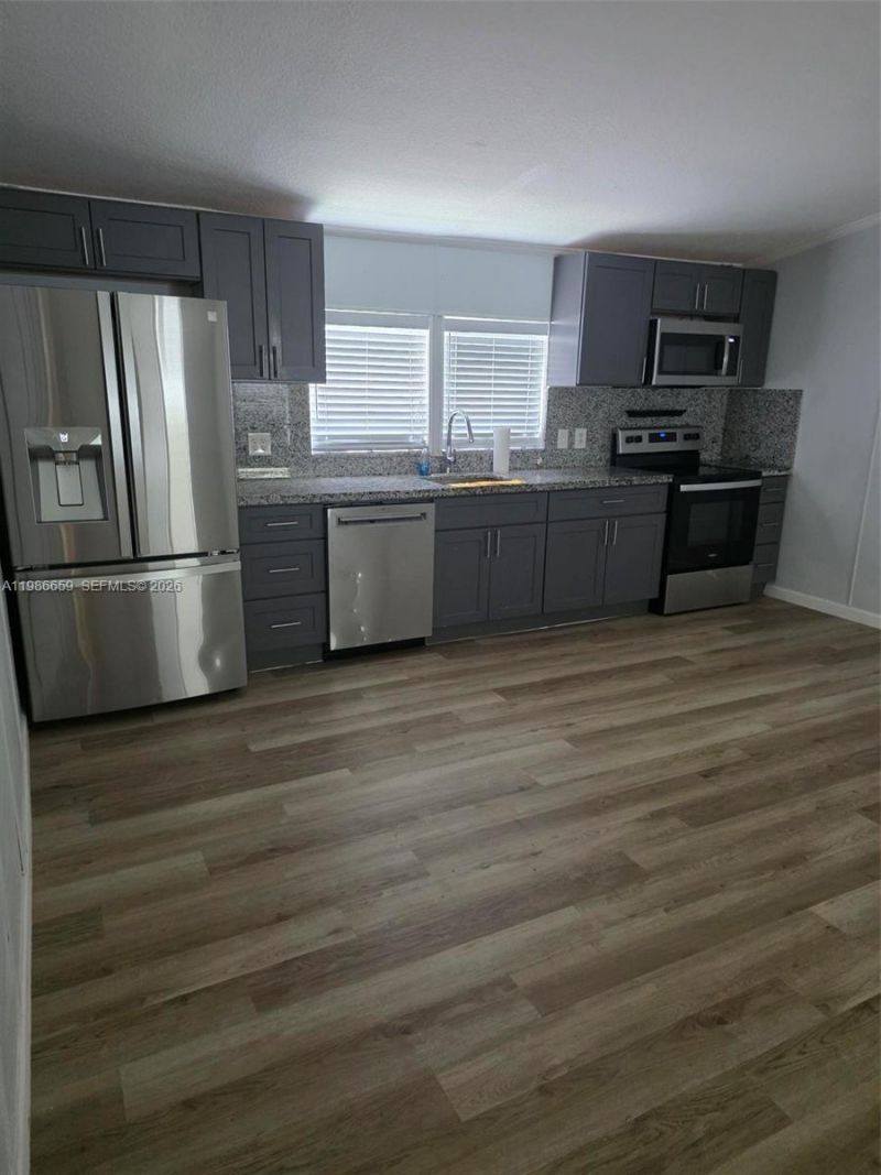 19800 SW 180 Th Ave Lot 588, Miami, FL 33187 Photo