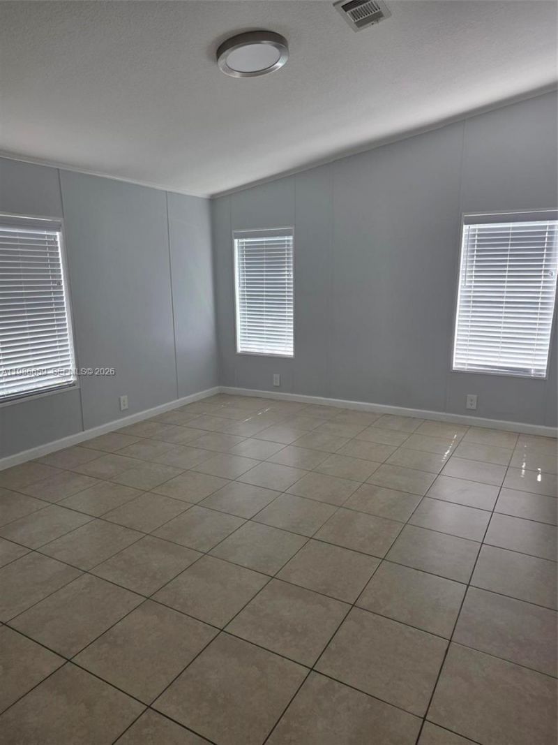 19800 SW 180 Th Ave Lot 588, Miami, FL 33187 Photo