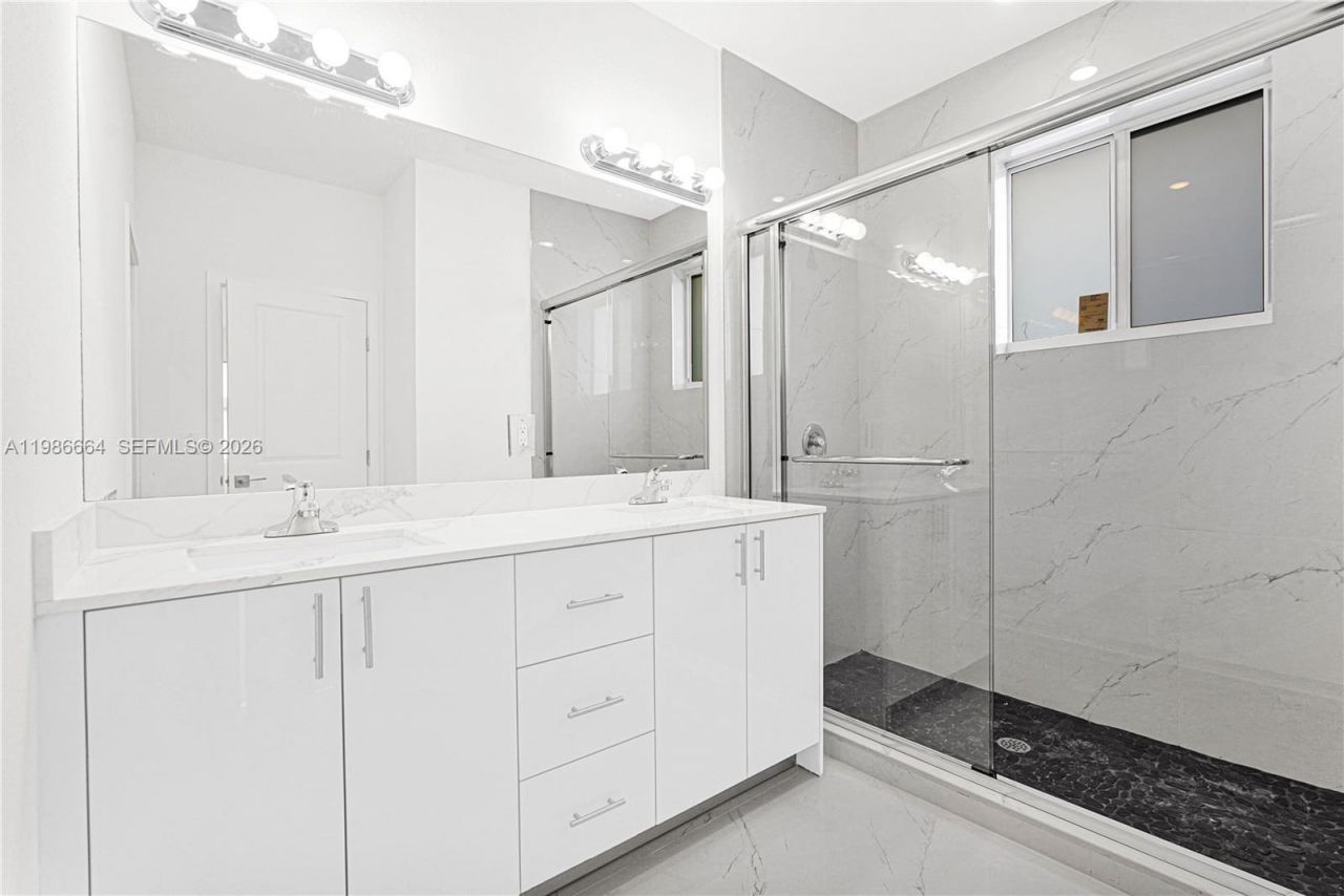 22445 SW 125th Ave , Unit 18A, Miami, FL 33170 Photo