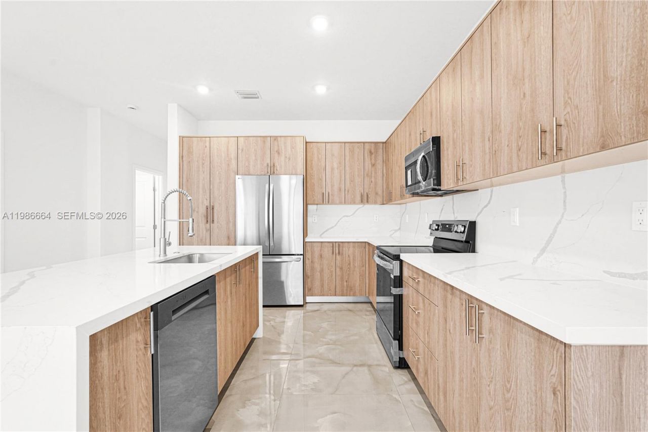 22445 SW 125th Ave , Unit 18A, Miami, FL 33170 Photo