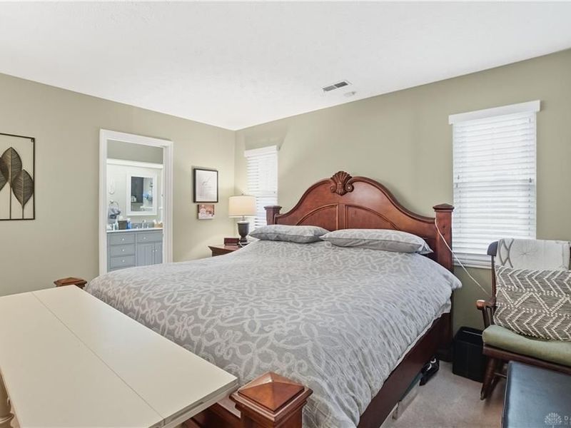 812 Pine Needles Drive, Dayton, OH 45458 Photo 17