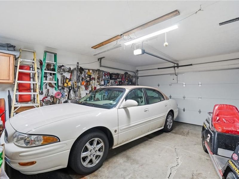 812 Pine Needles Drive, Dayton, OH 45458 Photo 28