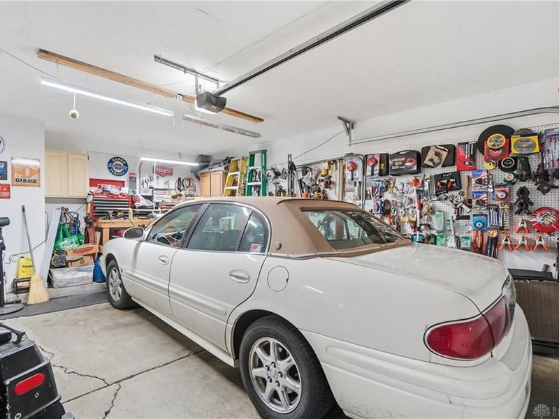 812 Pine Needles Drive, Dayton, OH 45458 Photo 29