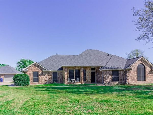 1164 Oak Bend Drive, Post Oak Bend, TX 75142