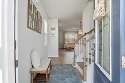 190 E Pinckney Street photo 4