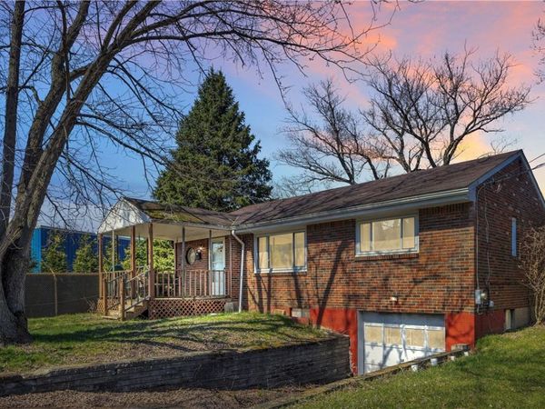 4060 Hart Ct, Murrysville, PA 15668