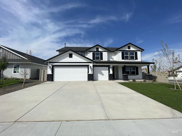 10744 Armuth St, Caldwell, ID 83605