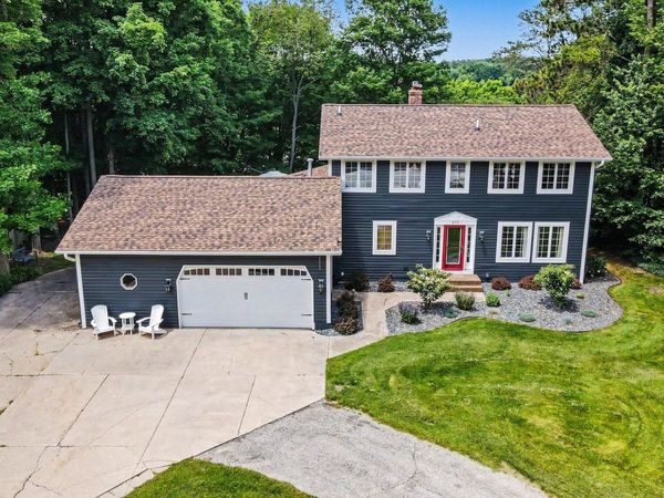 415 Vista Lane, Fremont, MI 49412