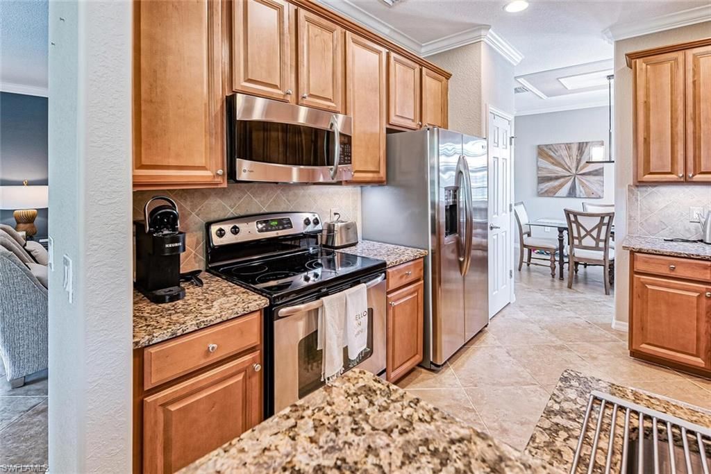 9107 Napoli Ct, Unit 201, Naples, FL 34113 Photo