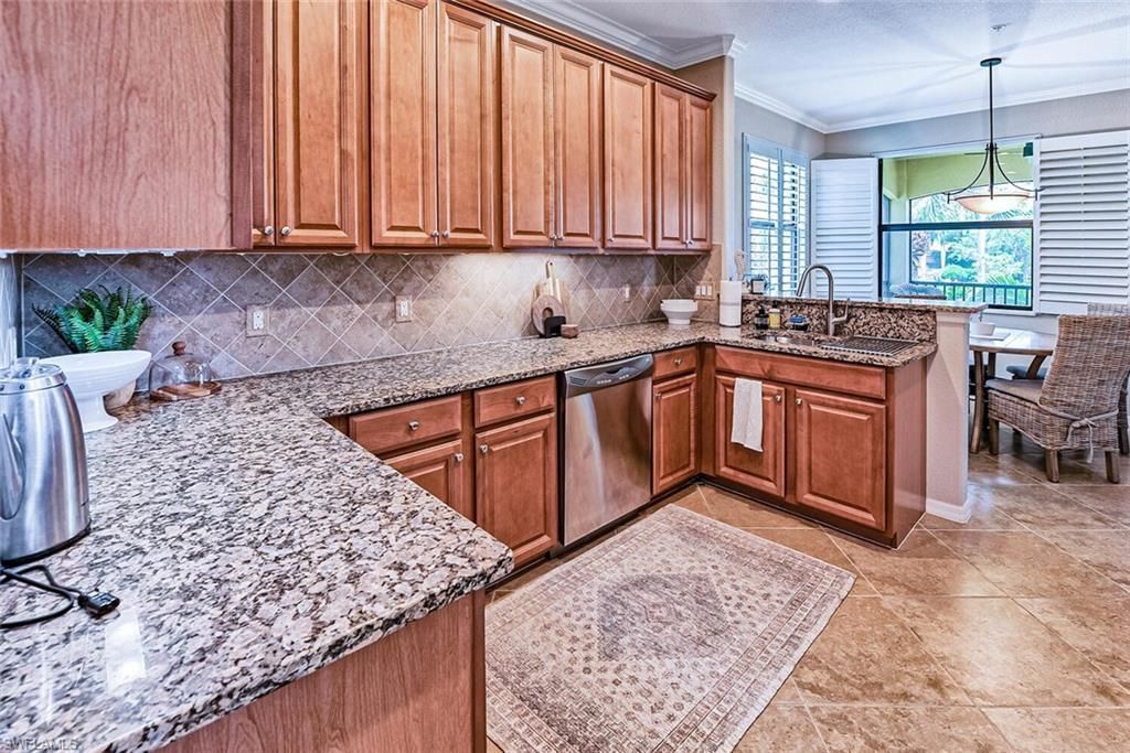 9107 Napoli Ct, Unit 201, Naples, FL 34113 Photo
