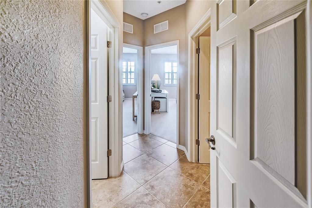 9107 Napoli Ct, Unit 201, Naples, FL 34113 Photo