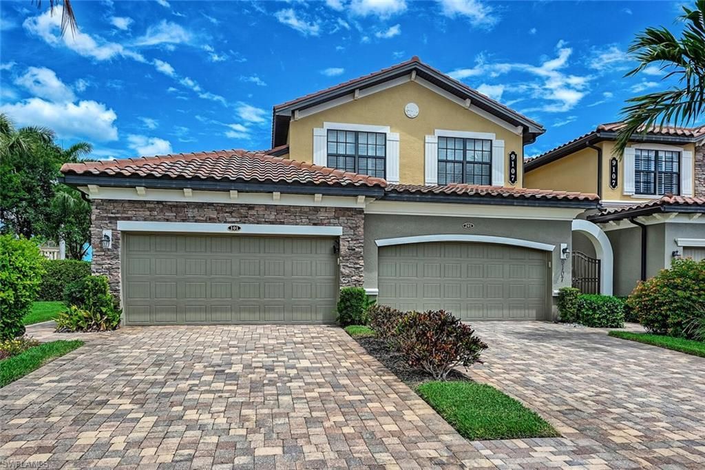 9107 Napoli Ct, Unit 201, Naples, FL 34113 Photo