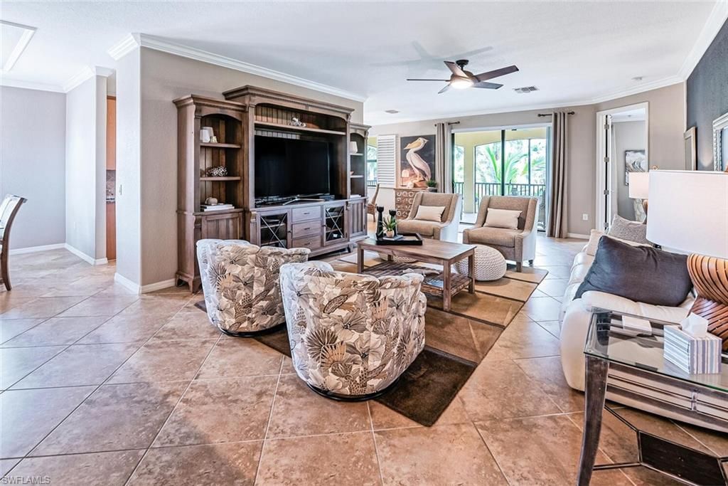 9107 Napoli Ct, Unit 201, Naples, FL 34113 Photo