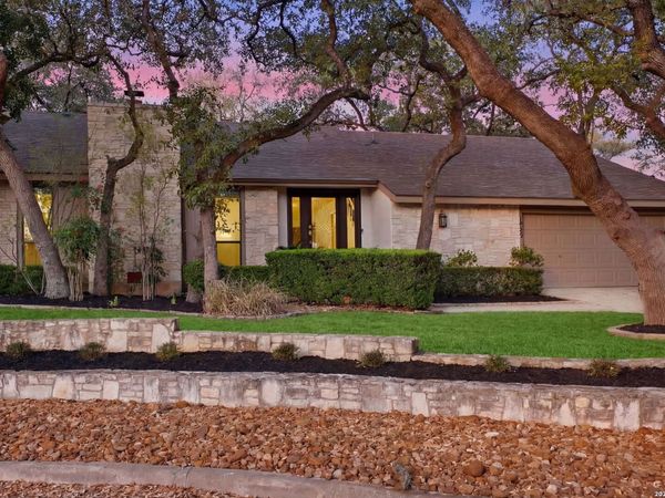 1723 Typhoon St, San Antonio, TX 78248