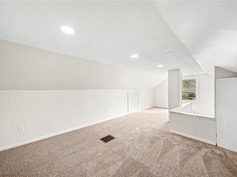 3983 E 176th Street , Cleveland, OH 44128 Photo 16