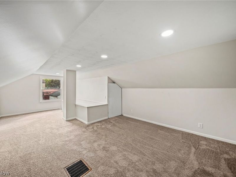 3983 E 176th Street , Cleveland, OH 44128 Photo 17