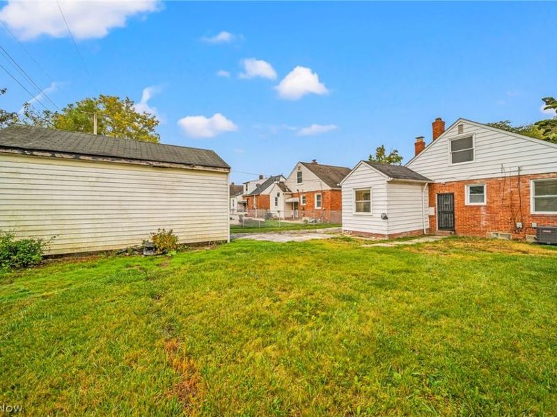 3983 E 176th Street , Cleveland, OH 44128 Photo 24