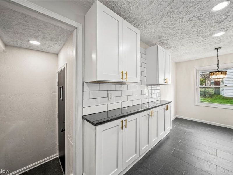 3983 E 176th Street , Cleveland, OH 44128 Photo 8