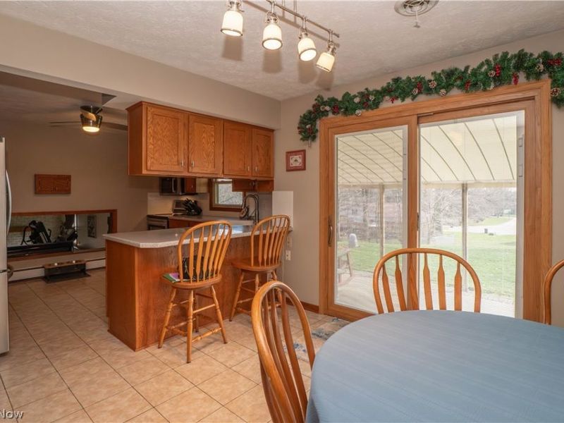 3878 Sprucehaven Street NW, Uniontown, OH 44685 Photo 10