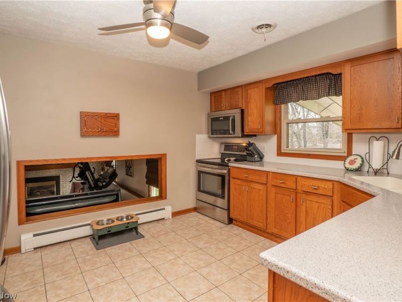 3878 Sprucehaven Street NW, Uniontown, OH 44685 Photo 12