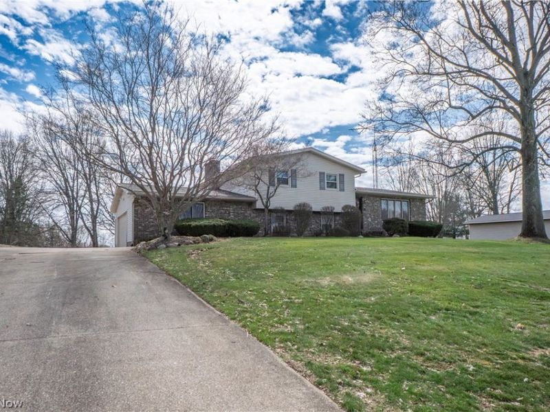 3878 Sprucehaven Street NW, Uniontown, OH 44685 Photo 38