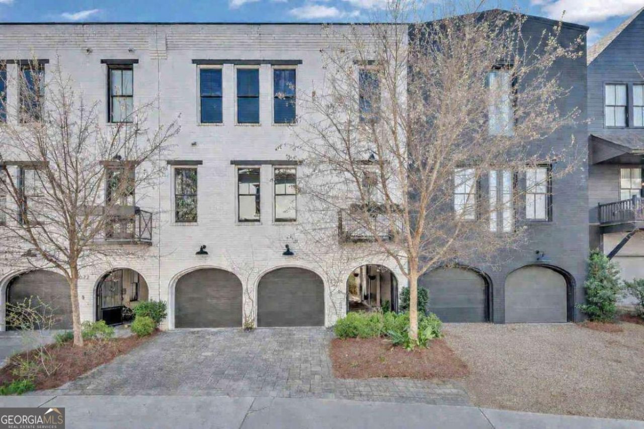 2074 Telfair Circle Ne, Atlanta, GA 30324 Main Photo