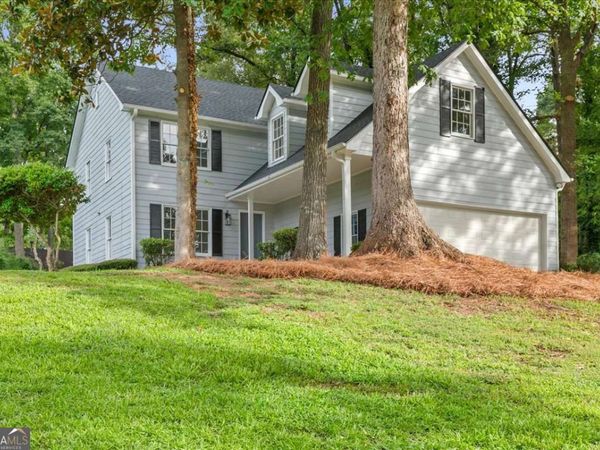 1420 Fieldgreen Overlook, Stone Mountain, GA 30088