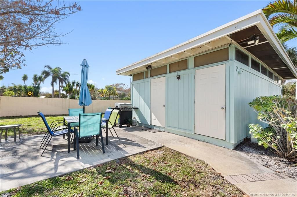 1560 NE 12th Terrace, Unit D9, Jensen Beach, FL 34957 Photo