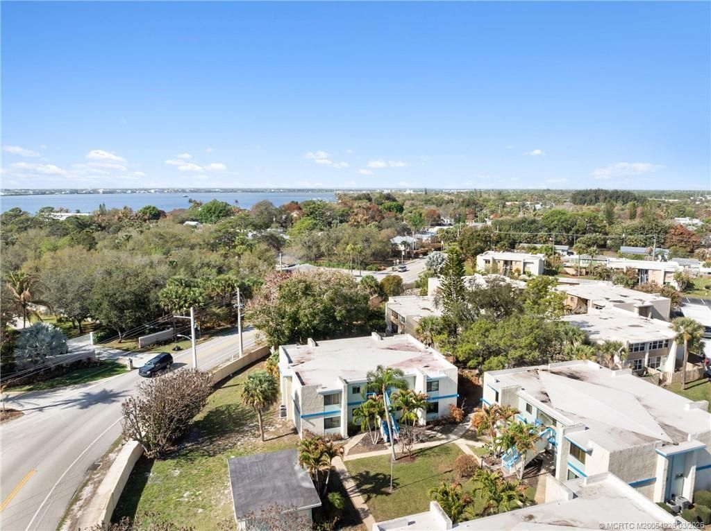 1560 NE 12th Terrace, Unit D9, Jensen Beach, FL 34957 Photo