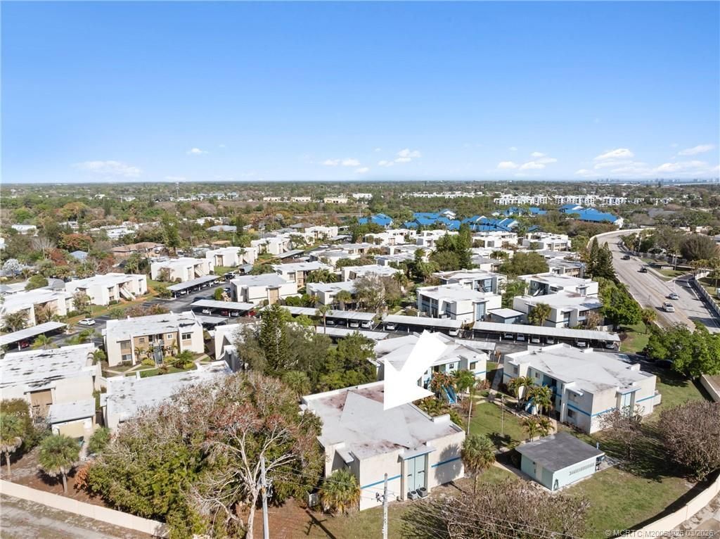 1560 NE 12th Terrace, Unit D9, Jensen Beach, FL 34957 Photo