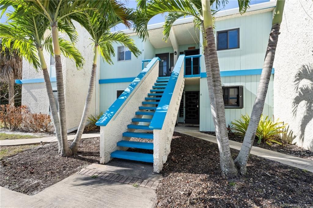 1560 NE 12th Terrace, Unit D9, Jensen Beach, FL 34957 Photo