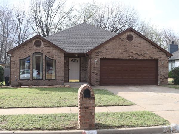 208 S Poplar Avenue , Broken Arrow, OK 74012