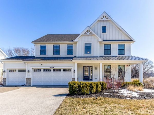 1038 Avery Ridge Circle , Lake Zurich, IL 60047