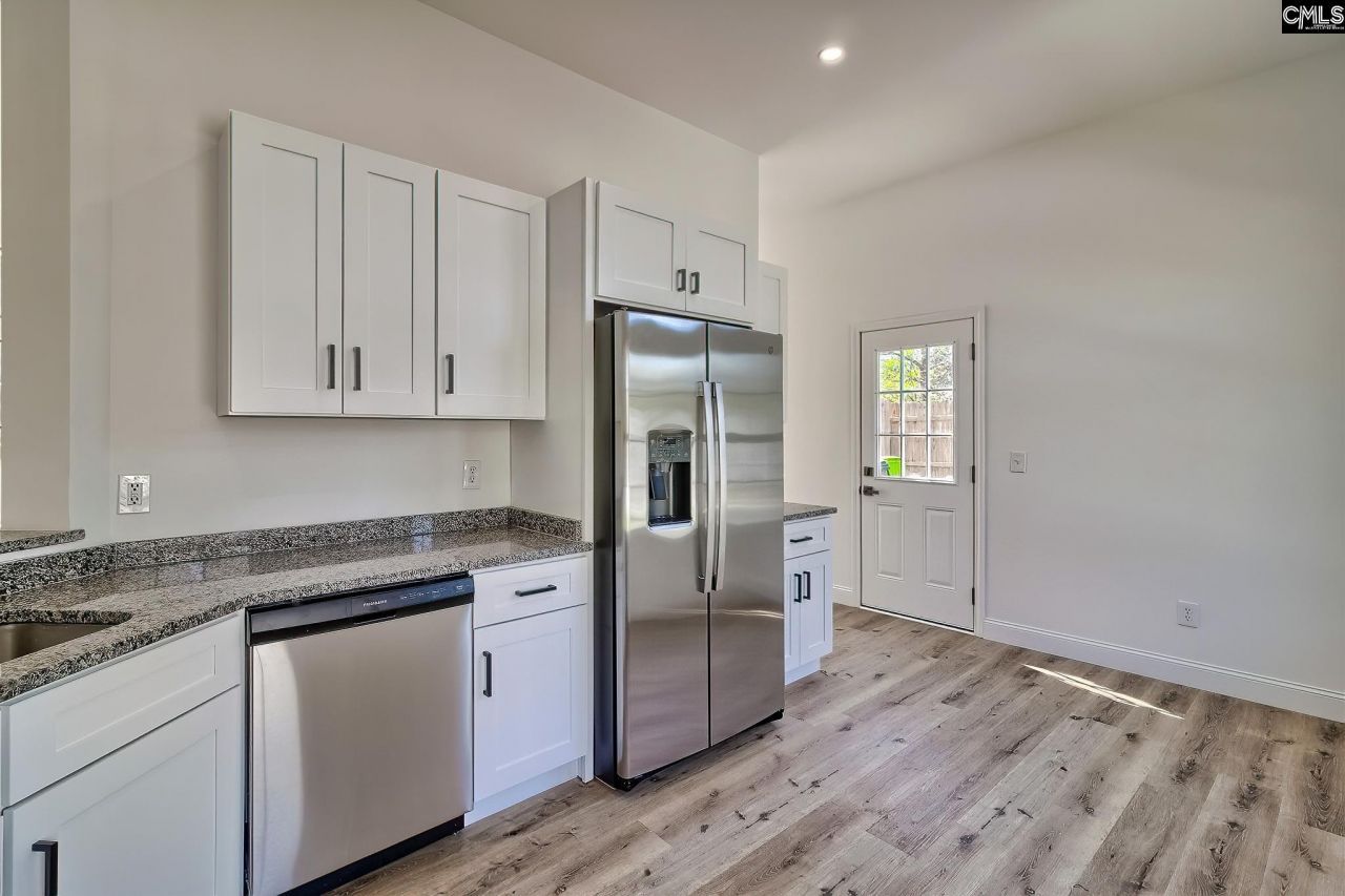 36 Saint Albans Road  Photo 15