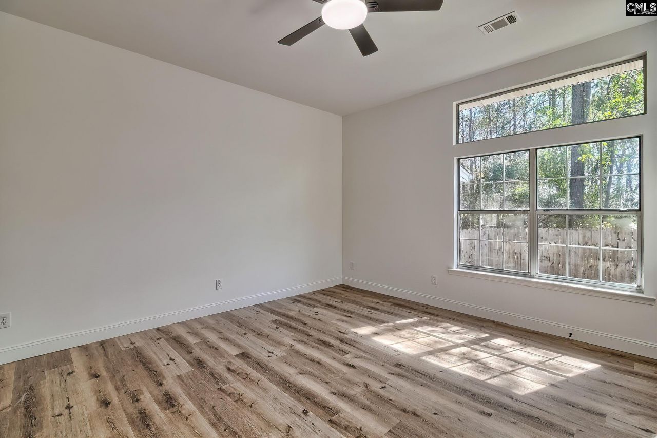 36 Saint Albans Road  Photo 7