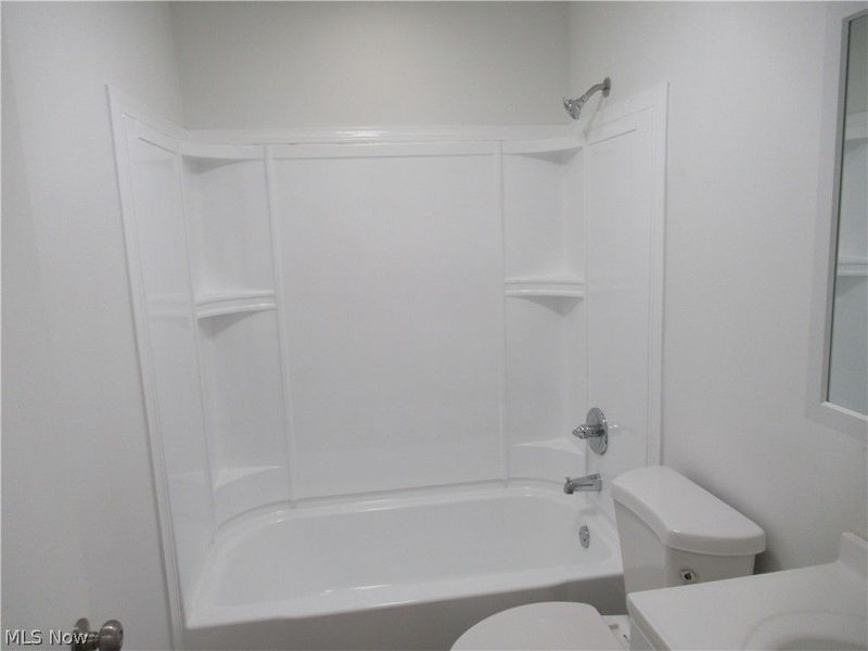 330 Paul Street , Bedford, OH 44146 Photo 12